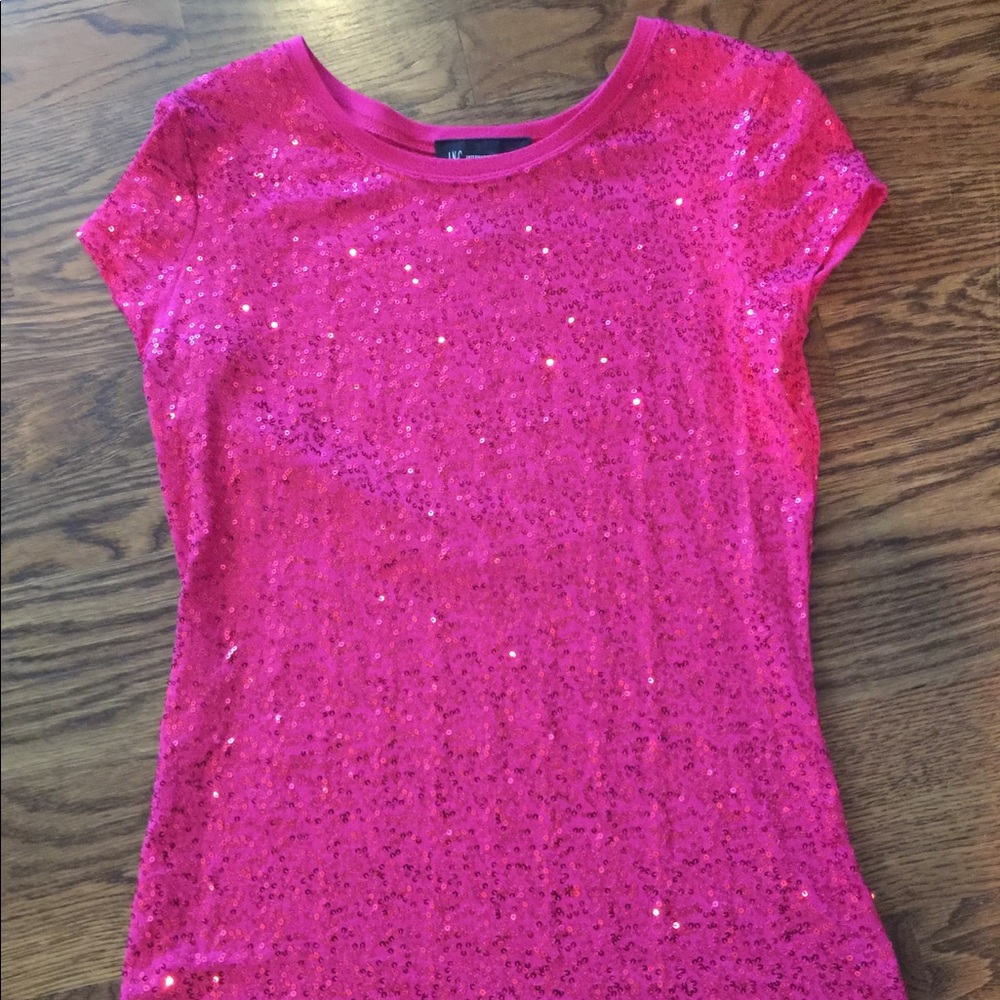 INC ❤️ Fuscia pink short sleeve sequin top